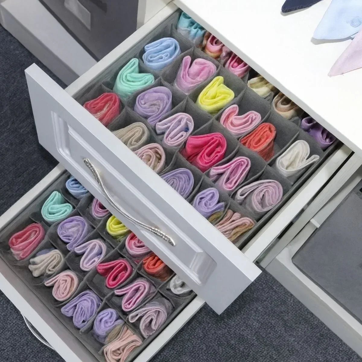 Organizator pliabil de dulap sau sertar, 20 compartimente, Naimeed D7683, Dimensiuni 30x30x10 cm, Gri