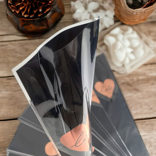 Pungi din plastic pentru flori model inimă - negru (set 30 buc)