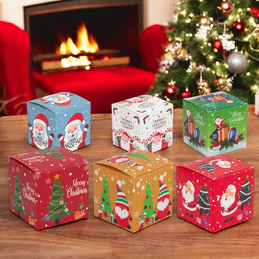 Set 24 cutii mici pătrate de Crăciun 6 modele diferite - multicolor
