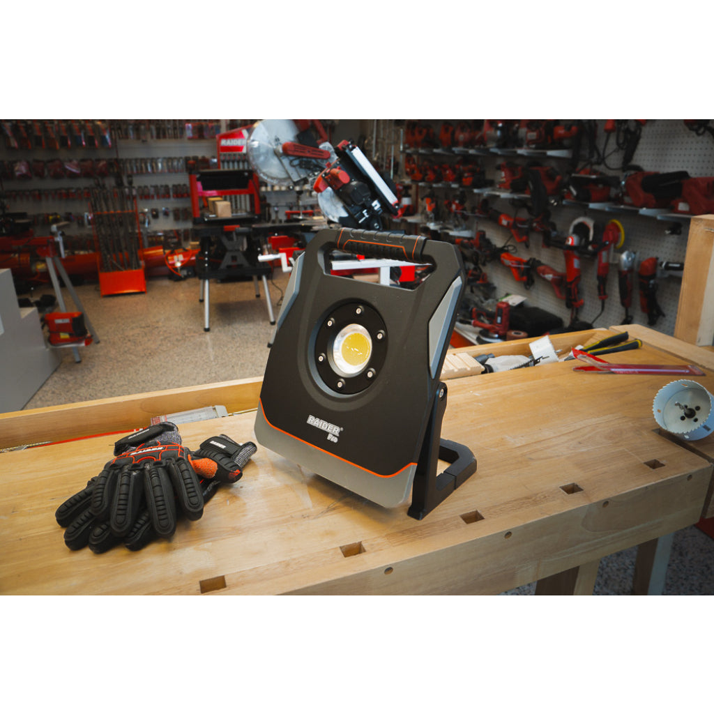 Raider R20 Lampa de lucru 20W 45W 5000lm dimabila USB AL SOLO RDP-ZWL20