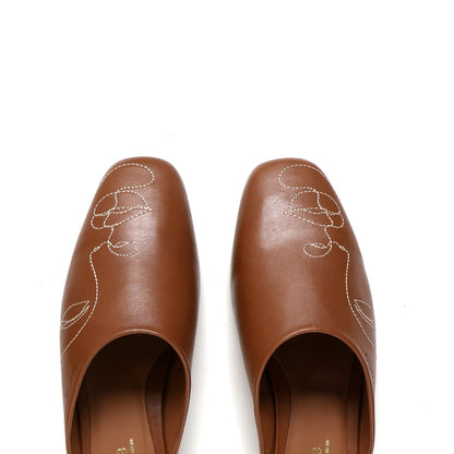 Mule Visage Camel