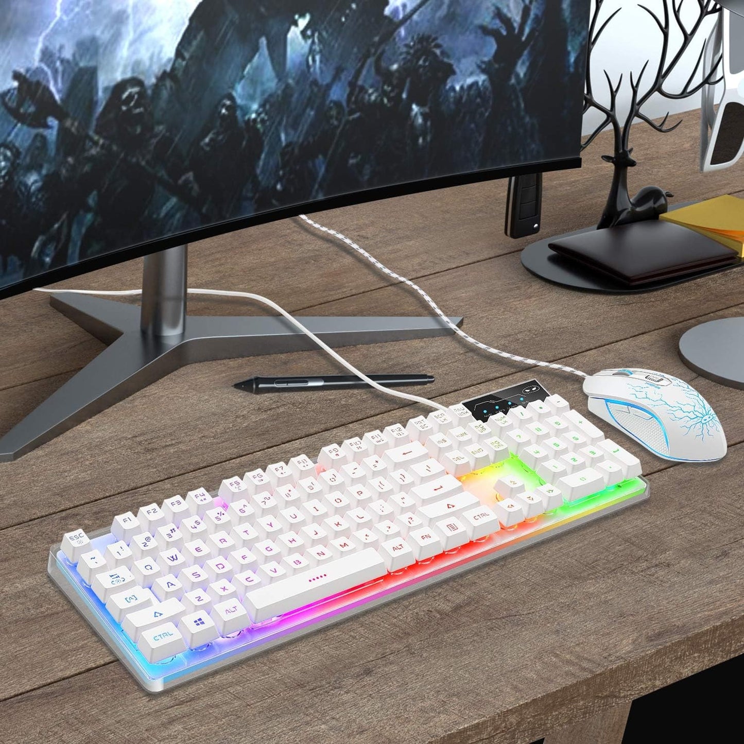 Kit Tastatura, Mouse Gaming RGB, 104 taste, 7 culori si moduri de iluminare, Alb