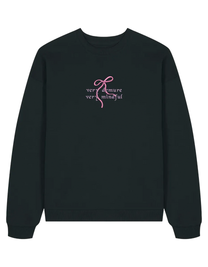Demure sweatshirt Girly