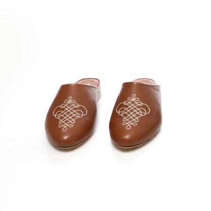 Mule Arabesque Camel