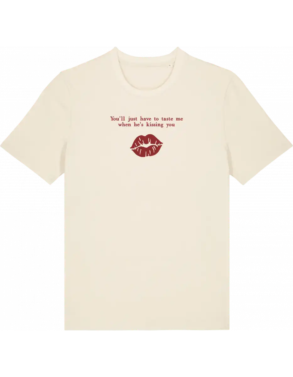 Taste me tricou Sabrina Carpenter