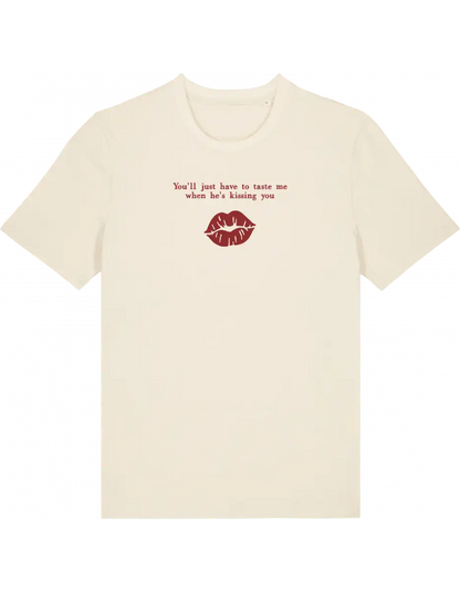 Taste me tricou Sabrina Carpenter