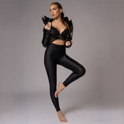 Pantaloni modelatori negri din lycra contractoare