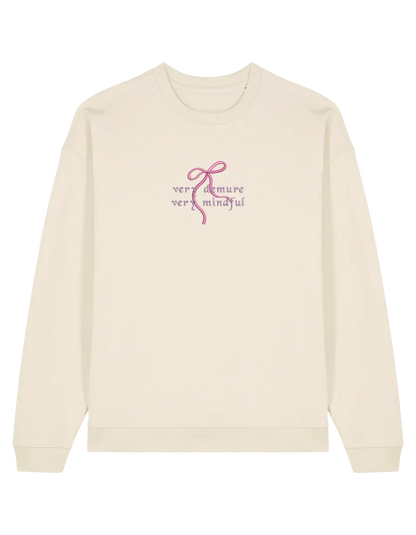 Demure sweatshirt Girly