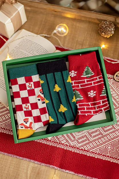 Set 3 sosete cu decoratiuni Craciun, brad, zapada, Mos Craciun, bumbac 95%