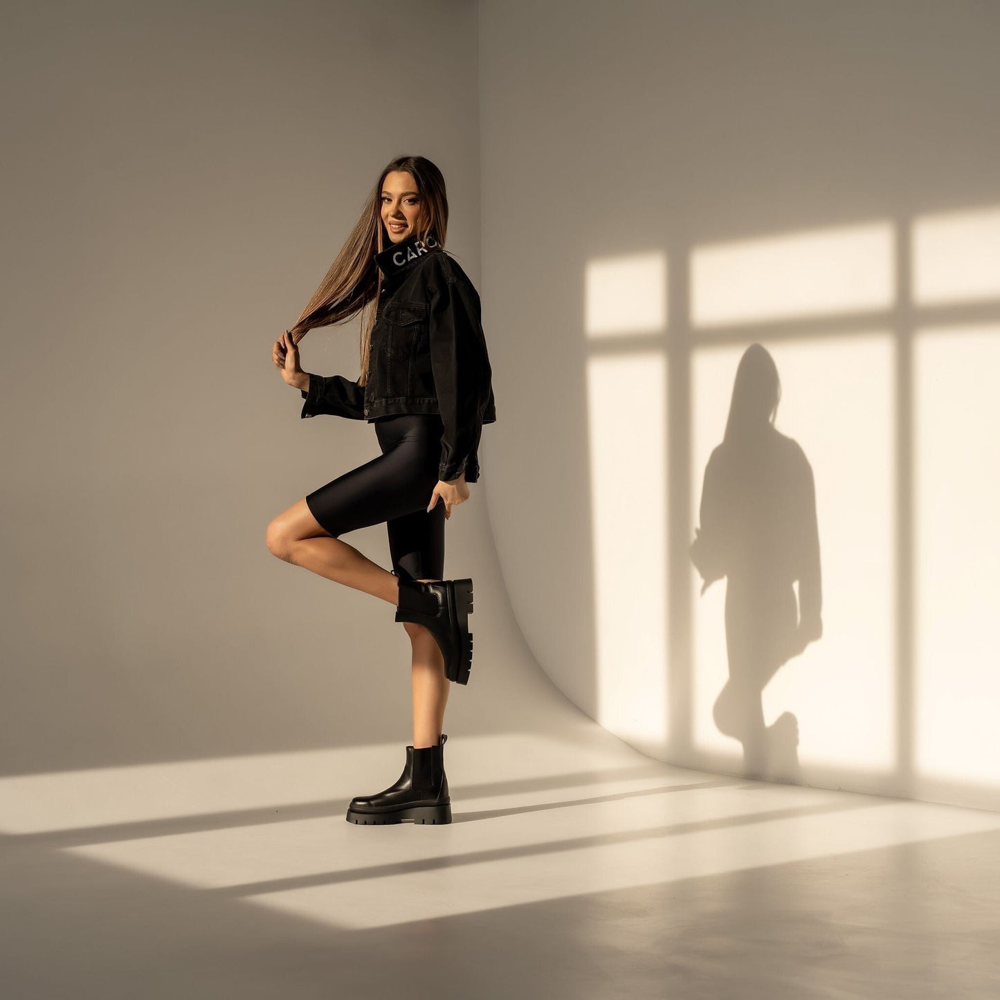 Colanti negri scurti modelatori din lycra