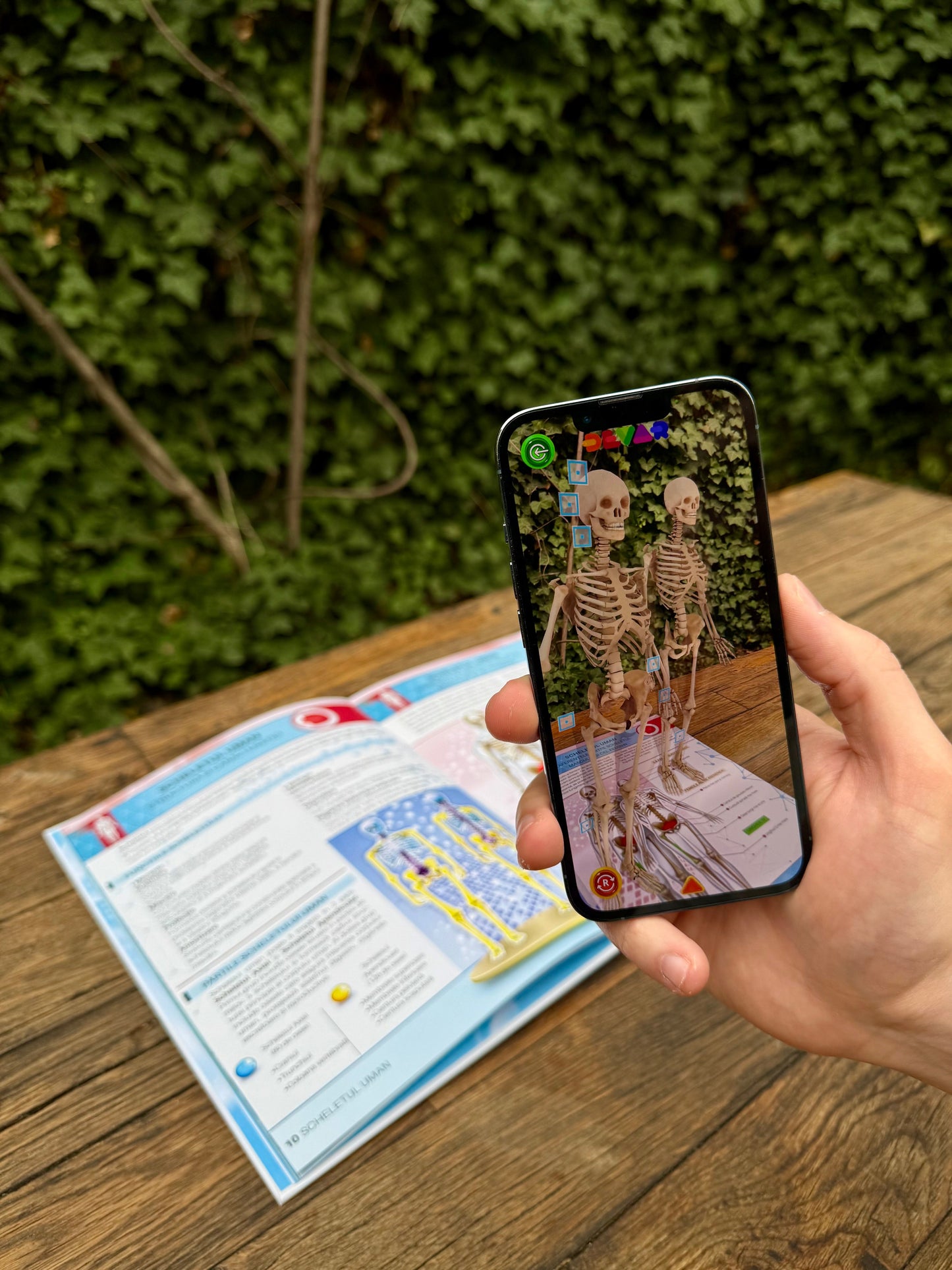 Anatomie vol.1-Corpul Uman, Enciclopedie cu Realitate Augmentată, 4D