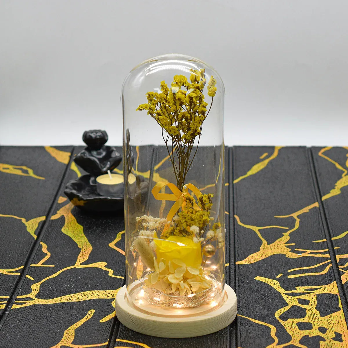 Aranjament floral in cupola de sticla, lumina Led, D4048, Galben