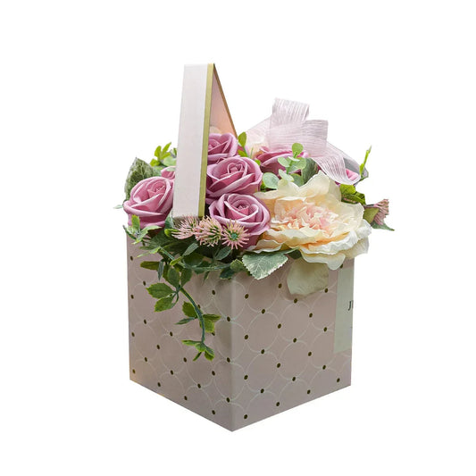 Aranjament floral elegant, flori de sapun, D4078, Roz