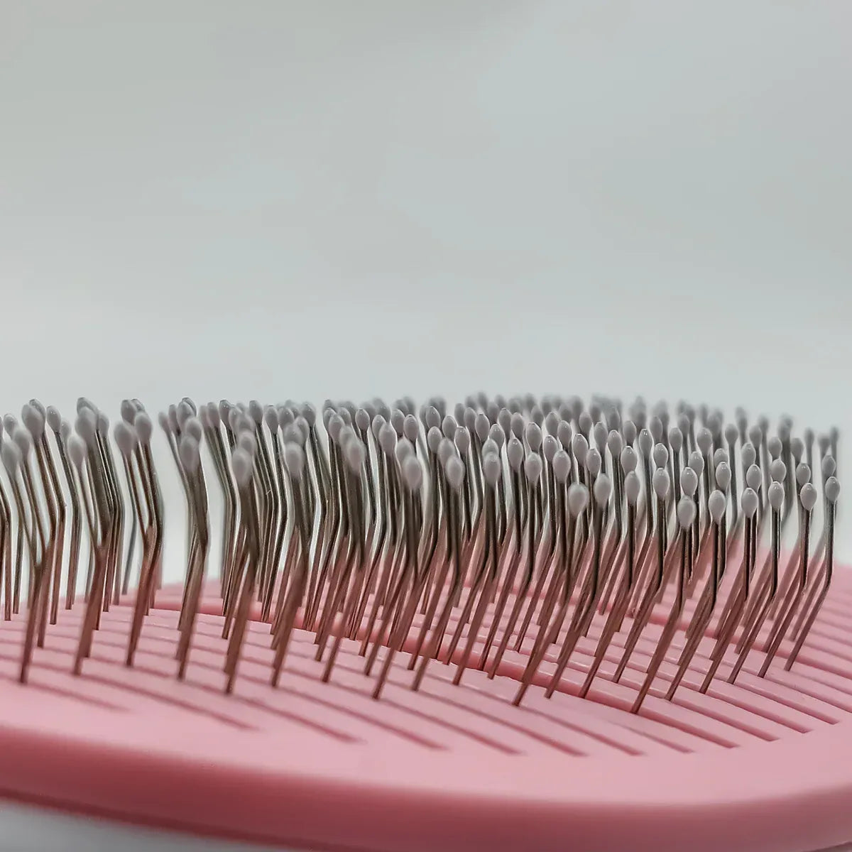 Set 2 perii cu mecanism de indepartare a parului, Naimeed D5178, pentru animale, Roz