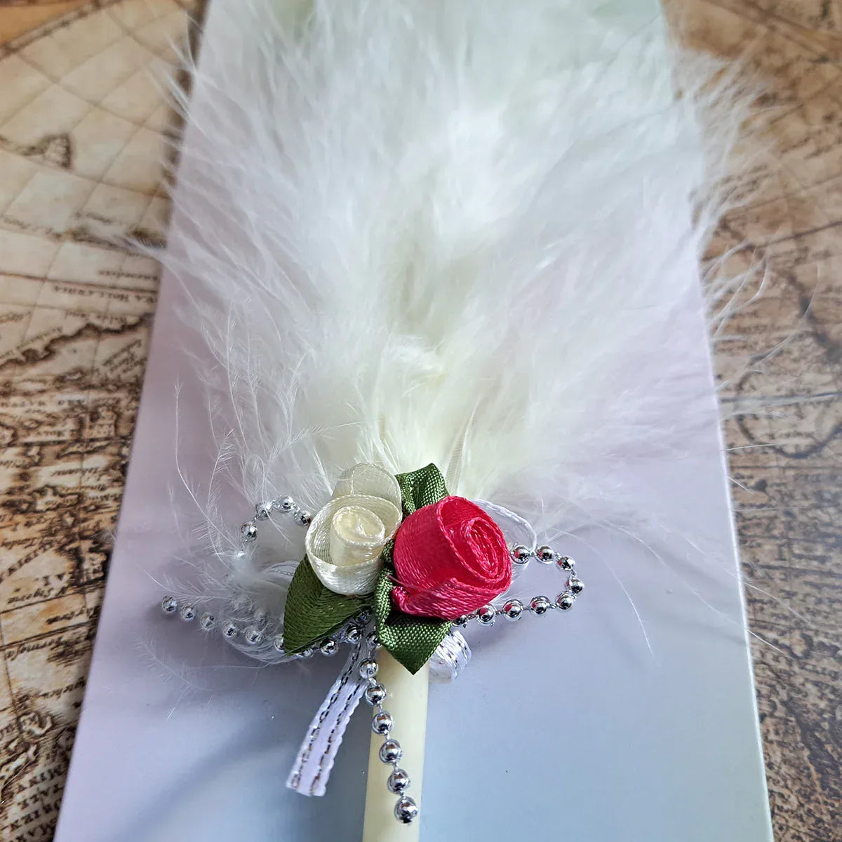 Set 5 pixuri Feather Writer, cu pana si accesoriu, elegant, Naimeed D5230, Alb