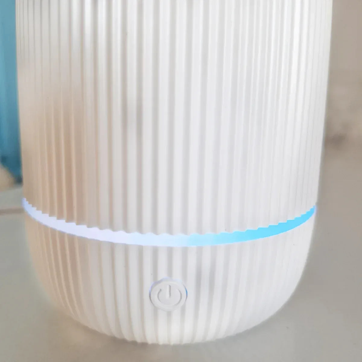 Umidificator cu aromaterapie, Naimeed D6044, Alb, 85x150x85mm