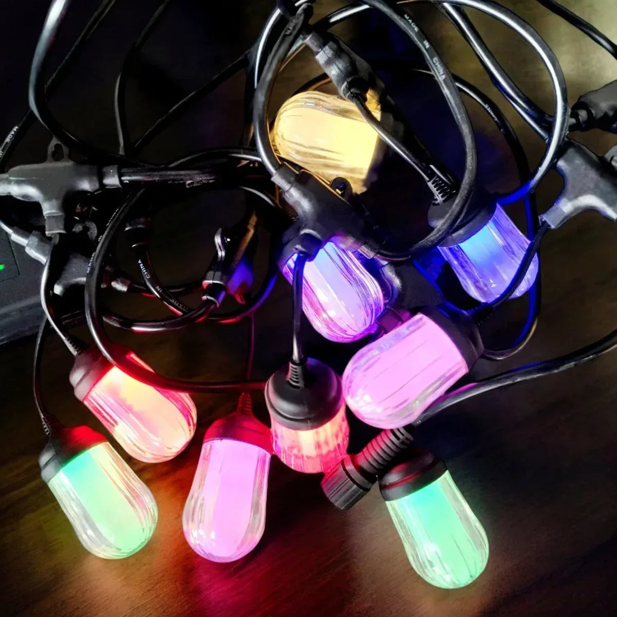 Ghirlanda luminoasa, decorativa, interconectabila, Naimeed D6086, 5m, 10 Becuri LED, Lumina Multicolor