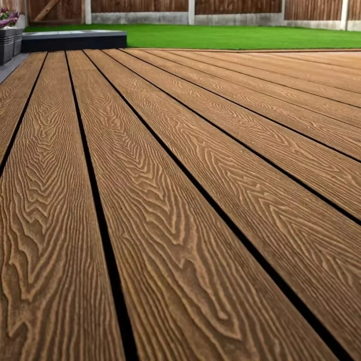 Pardoseala decking terasa din compozit WPC, Naimeed D6483, rezistenta sporita, 290x14x2.5cm, Caramiziu