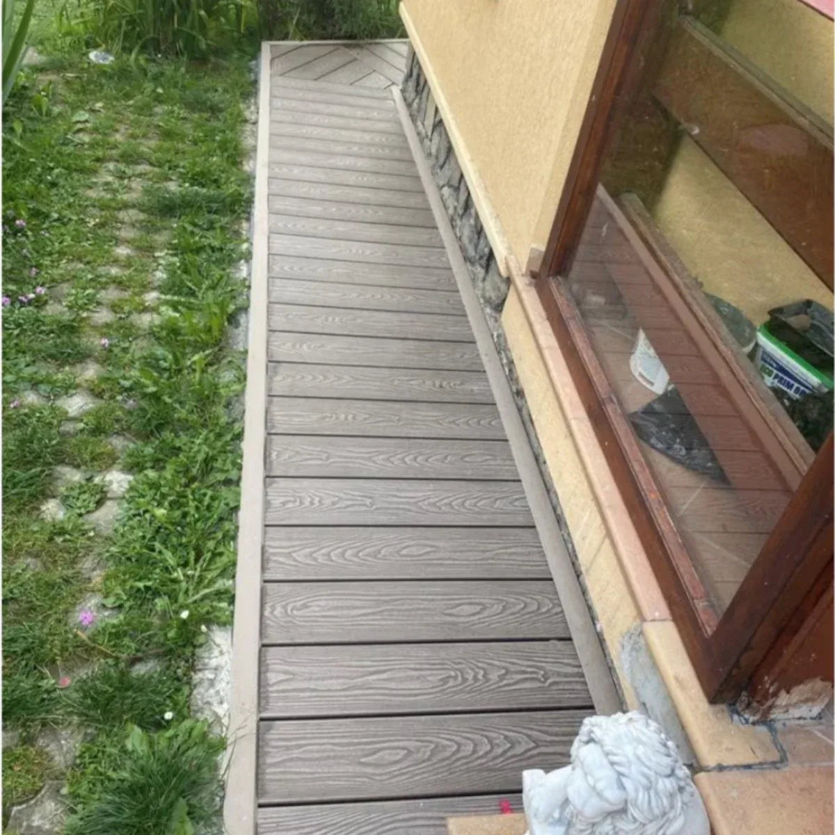Pardoseala decking terasa din compozit WPC, Naimeed D7488, rezistenta sporita, 280x14x2.5cm, Maro ciocolatiu