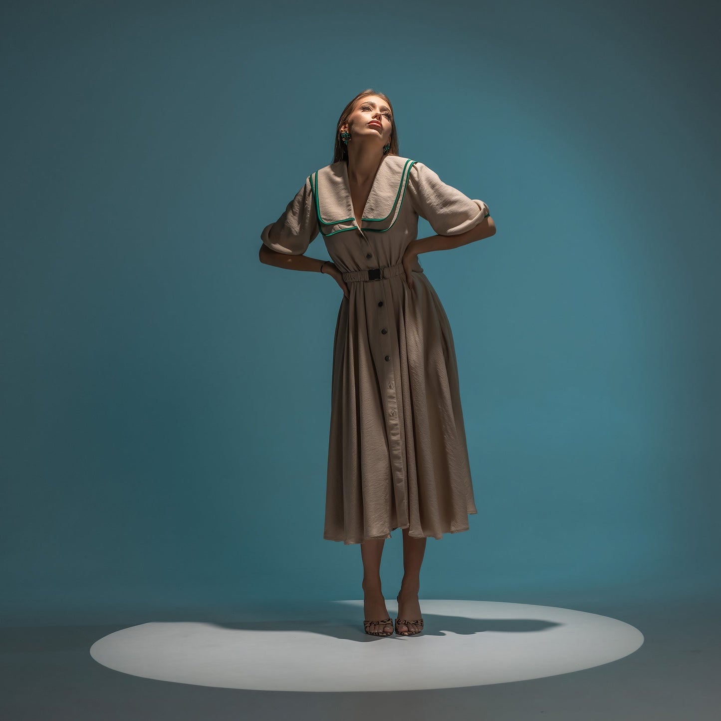 Rochie camasa din in crem si insertii din matase verde Gilly