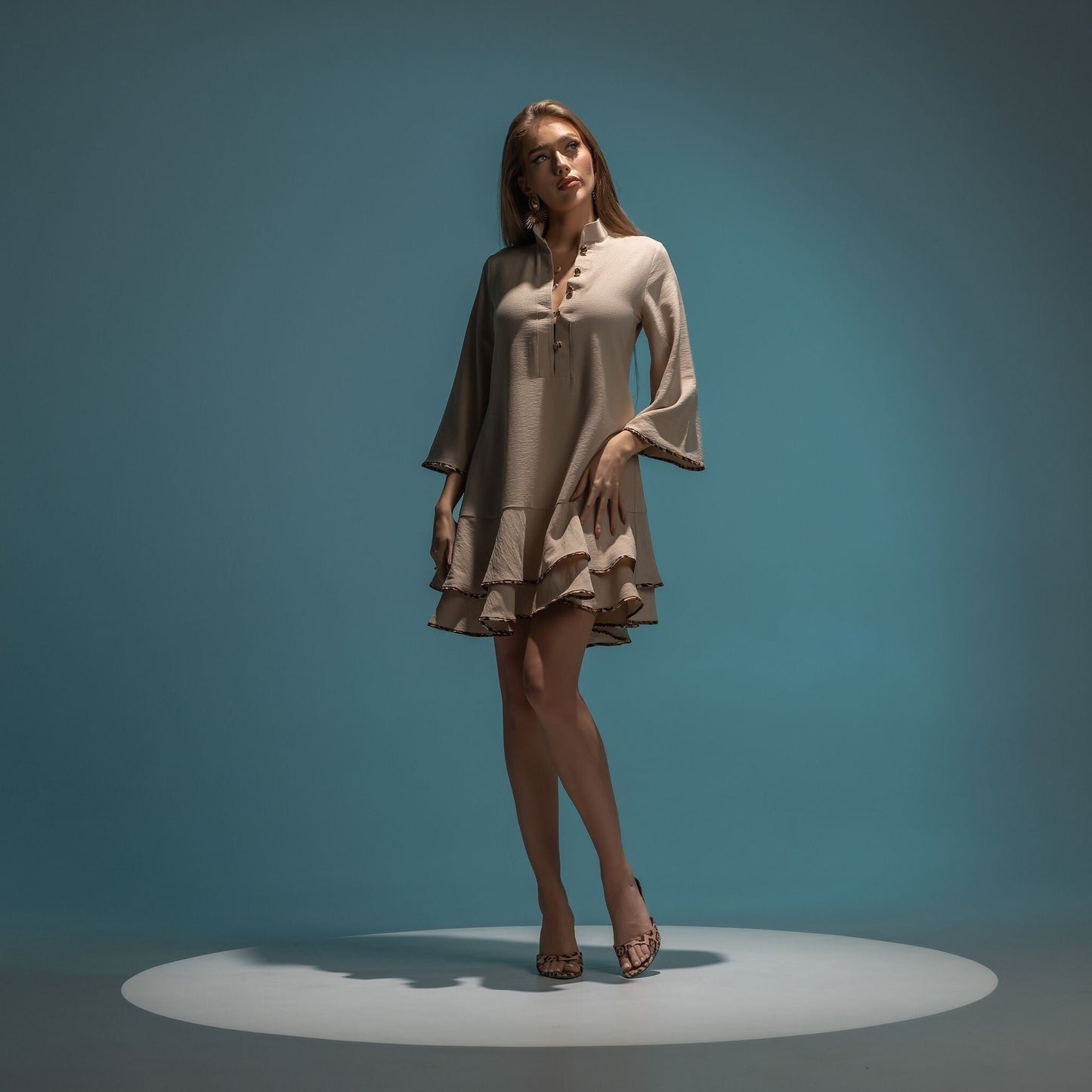 Rochie scurta babydoll din in cu volane si insertii animal print Ruth