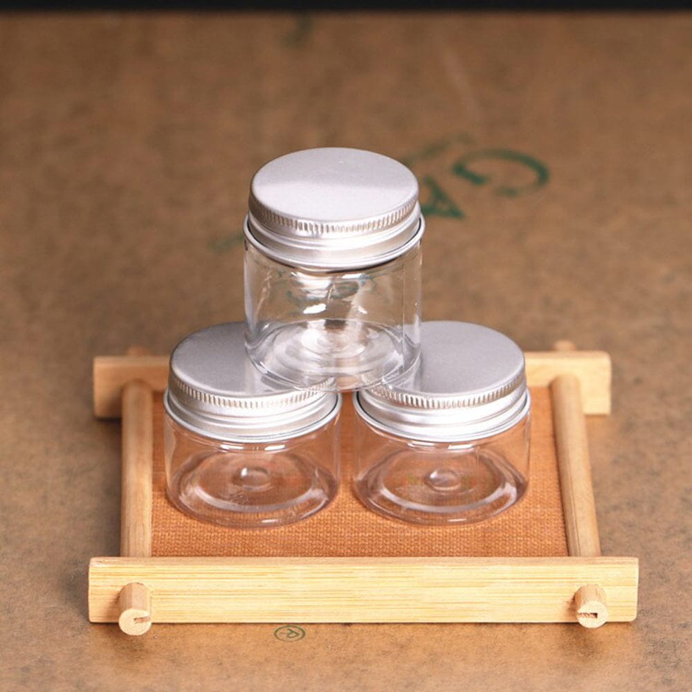 Borcan rotund transparent cu capac aluminiu