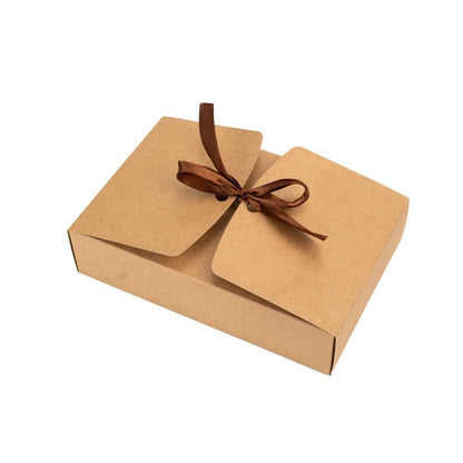 Cutie cu închidere arcuită și panglică satin - kraft (set 50 buc)