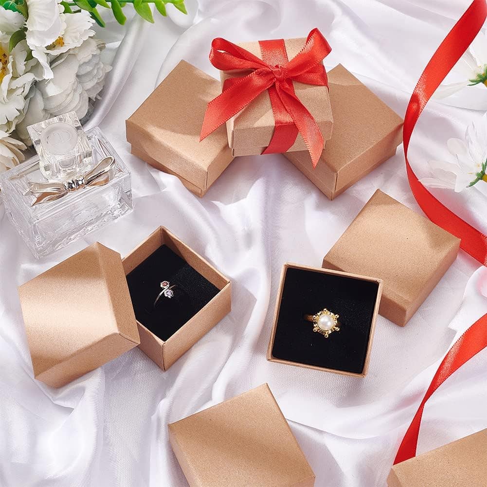 Cutie hârtie kraft pentru bijuterii cu suport negru în interior (set 10 buc)