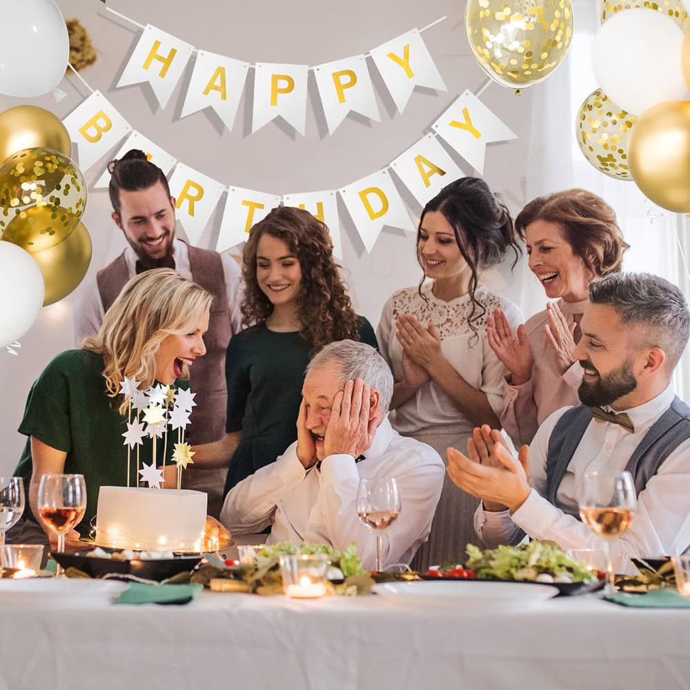 Ghirlandă hârtie cu litere pentru petrecere cu mesaj Happy Birthday - alb