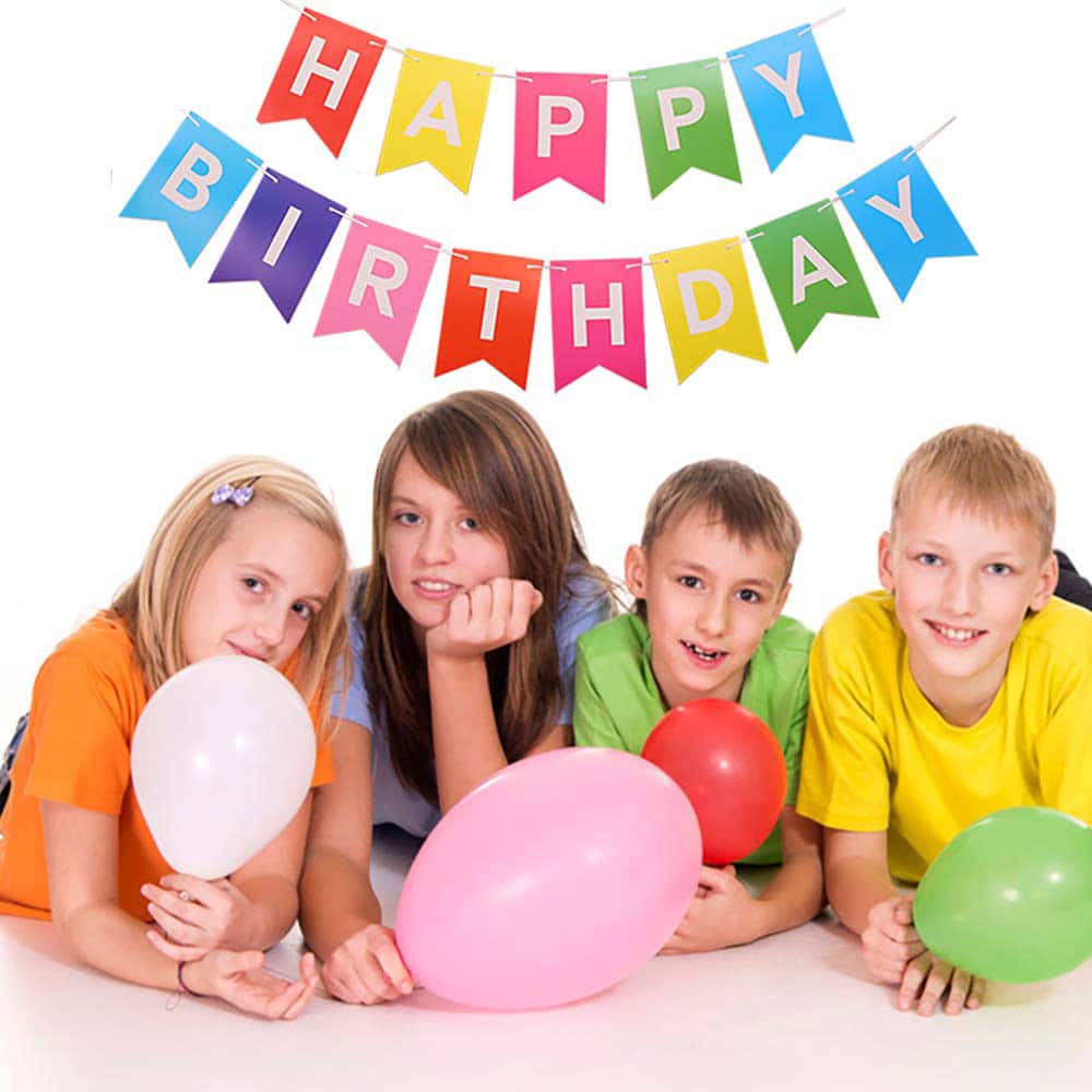 Ghirlandă hârtie cu litere pentru petrecere cu mesaj Happy Birthday - multicolor