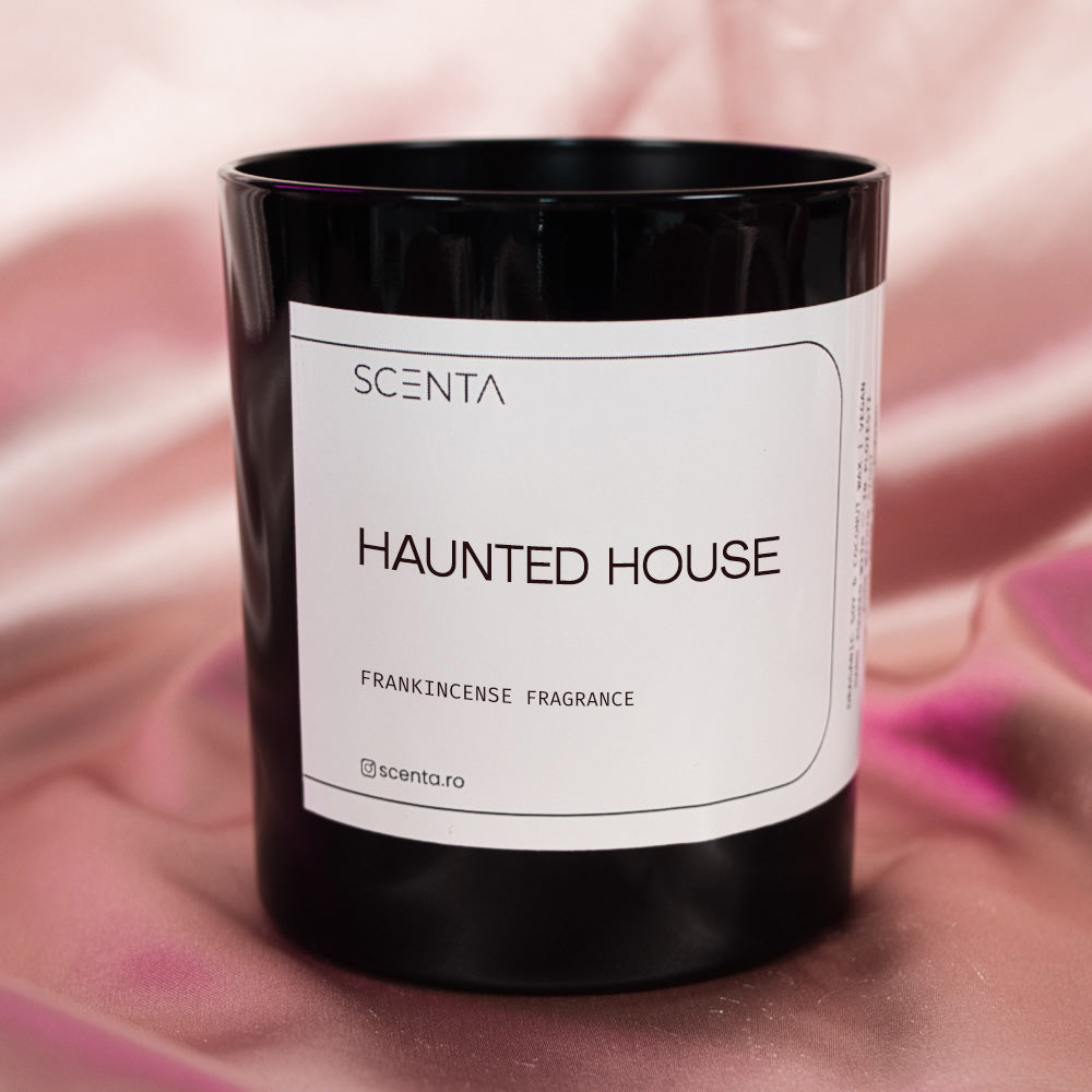 Lumânare parfumată Haunted House