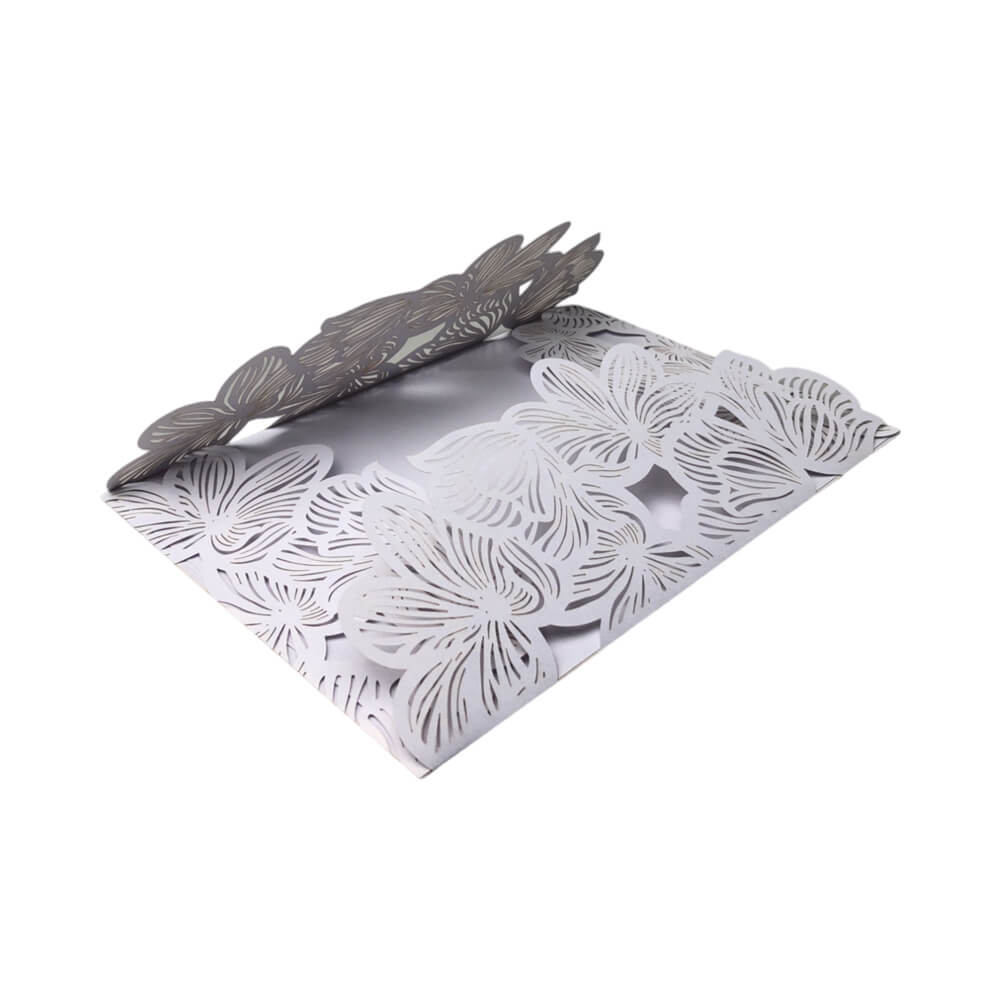 Invitație din hârtie pentru evenimente model floral 18x12,5cm - alb (set 10 buc)