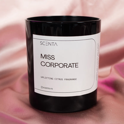 Lumânare parfumată Miss Corporate