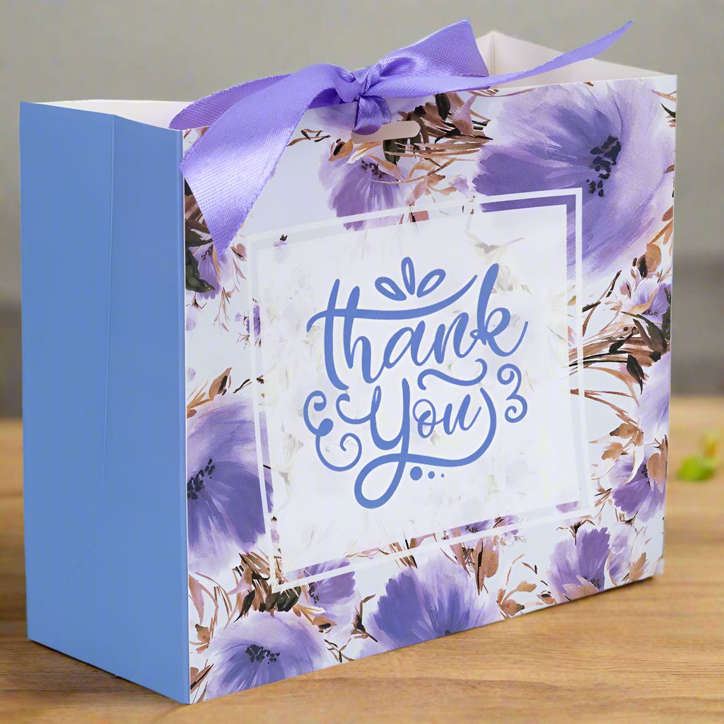 Pungă dreptunghiulară din hârtie Thank you cu model floral și panglică - mov (set 12 buc) - 16x14x7cm