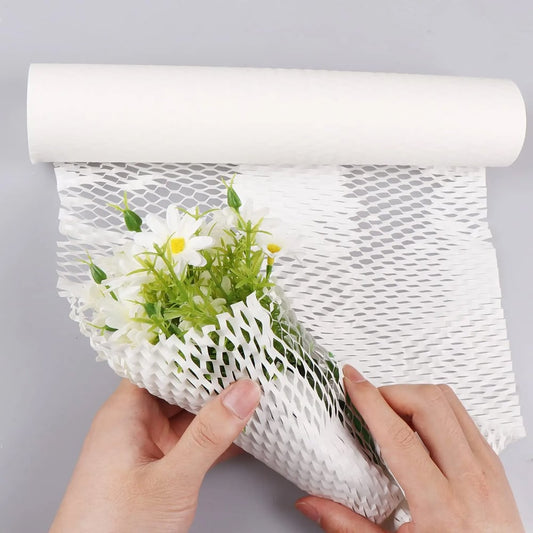 Rolă hârtie kraft fagure 50cm x 50m - alb