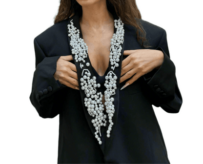 Sacou accesorizat manual cu perle