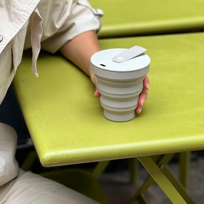 Ceașcă de cafea din silicon de grad alimentar, reutilizabilă și pliabilă